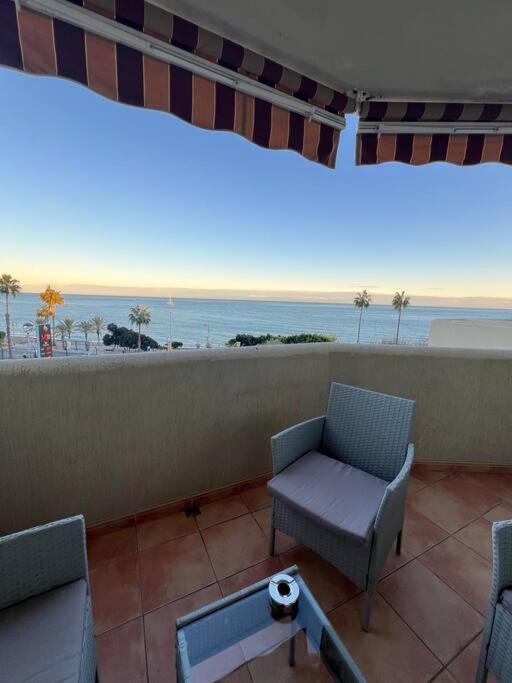 Benalbeach En La Playa Benalmádena Exteriör bild
