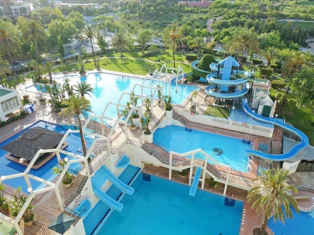 Benalbeach En La Playa Benalmádena Exteriör bild